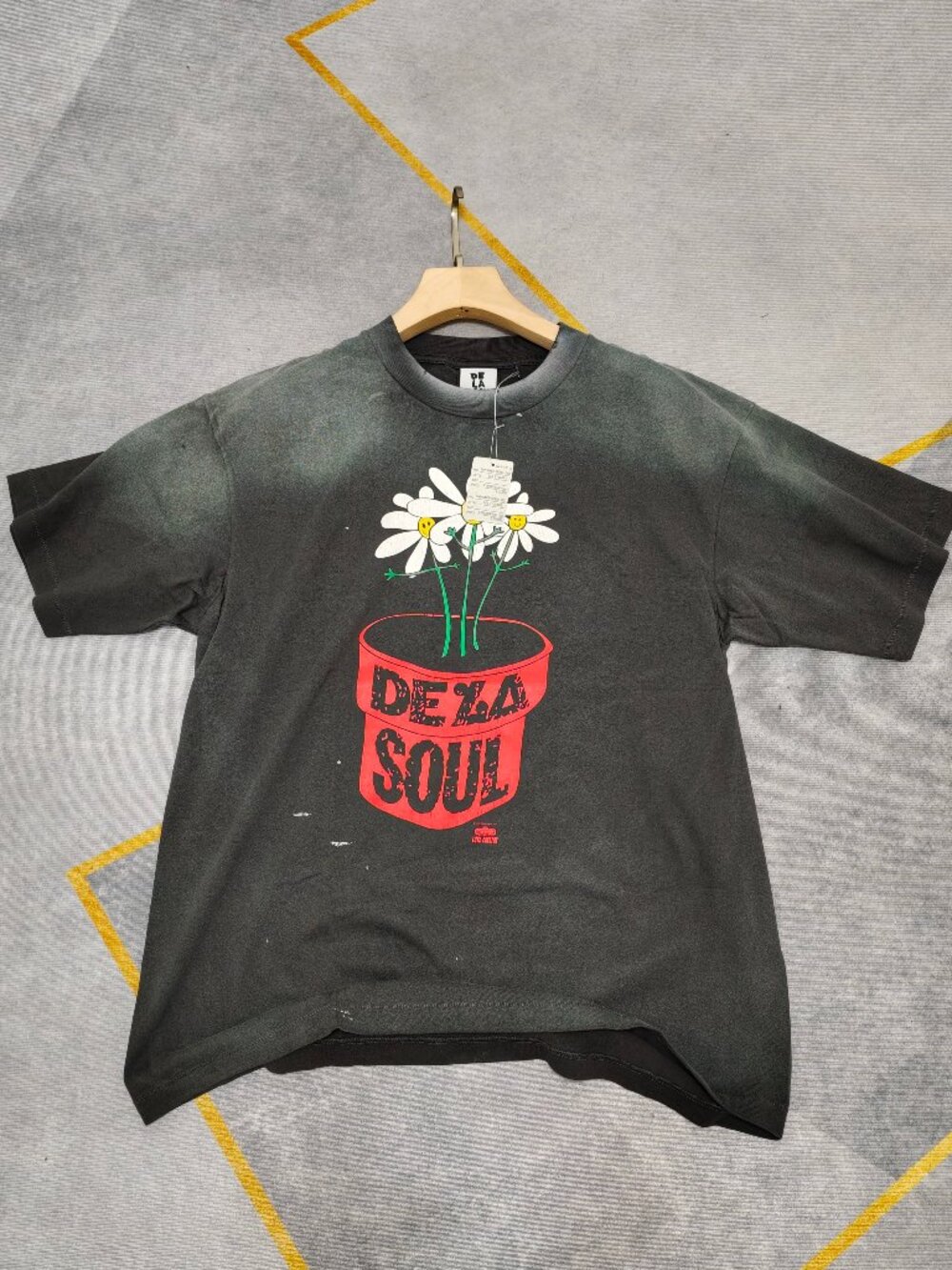 SAINT Mxxxxxx x De La Soul Tee 'Washed Black' Floral Prin